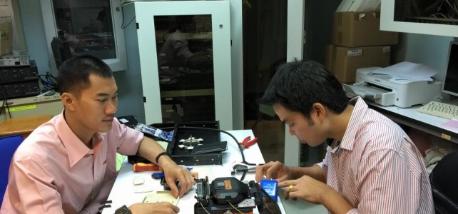 เชื่อมต่อfiber optic ห้องเรียนภาษาคณะครุศาสตร์อุตสาหกรรม เชื่อมต่อfiber optic ห้องเรียนภาษาคณะครุศาสตร์อุตสาหกรรม