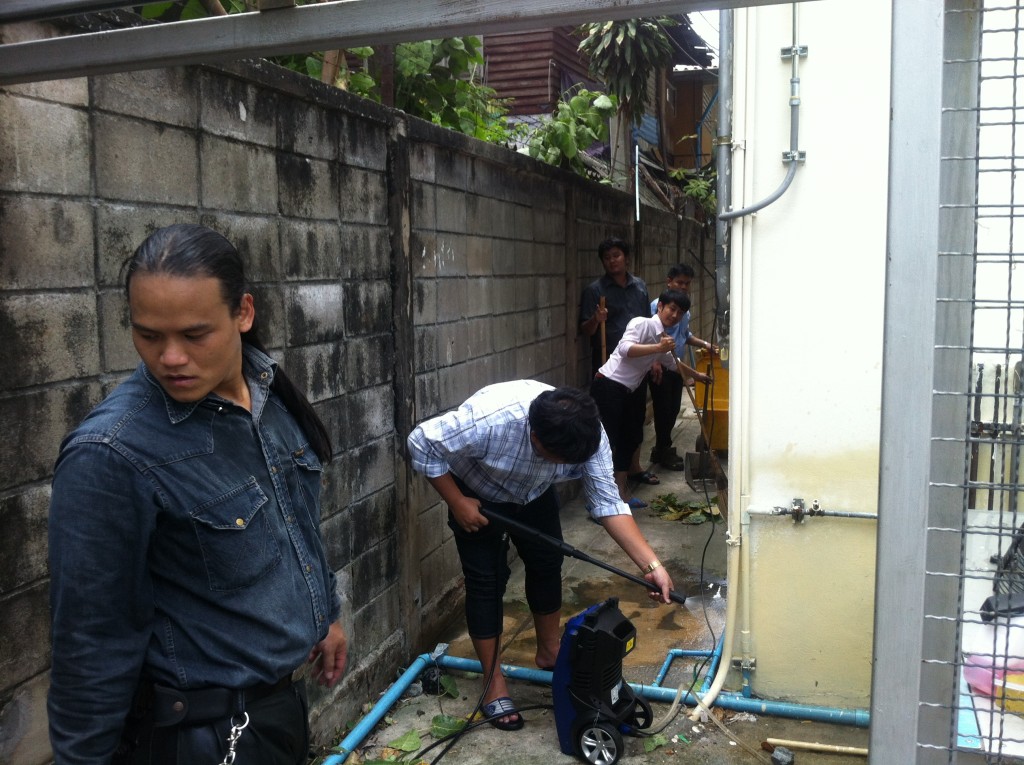 รูปภาพ 21-8-58 12 05 12