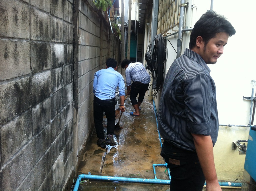 รูปภาพ 21-8-58 12 20 40